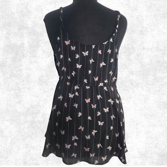 NWOT Torrid Butterfly Print Ruffle Top – Plus Size 2 (22) | Sleeveless Babydoll - Picture 1 of 7